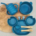 Set repas bébé complet bleu pétrole pour la diversification alimentaire, avec personnalisation du prénom Louis